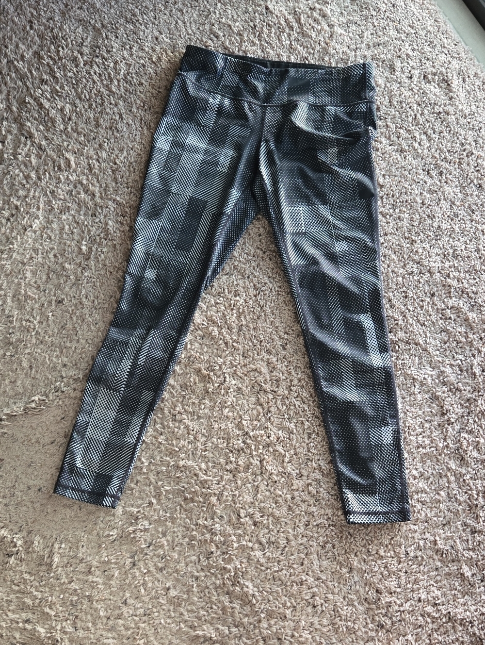 Ideology Black & White Patterned Leggings